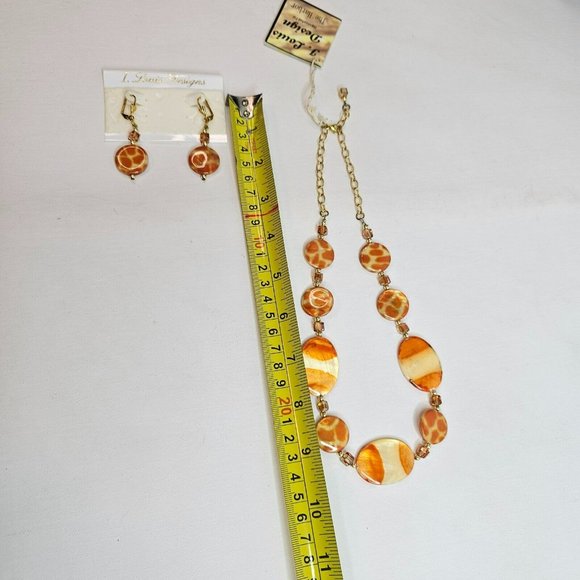 The Harbor Mother of Pearl Orange Sherbert Necklace And Earrings Set - Picture 4 of 8